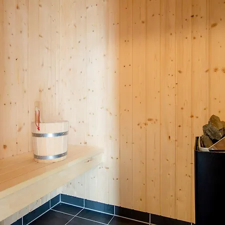 Kuestenfamilienchalet Mit Sauna Appartement